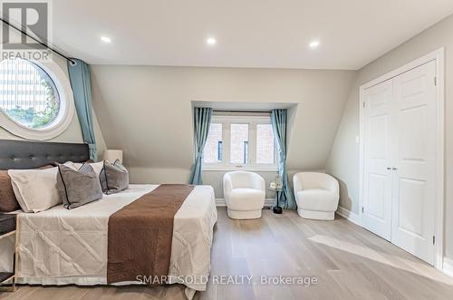 2 Oriole Road, Toronto (Yonge-St. Clair), ON - Indoor Photo Showing Bedroom