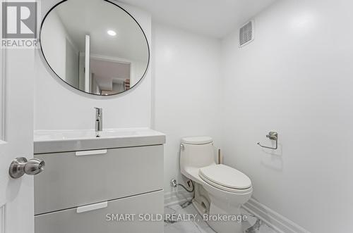 2 Oriole Road, Toronto (Yonge-St. Clair), ON - Indoor Photo Showing Bathroom