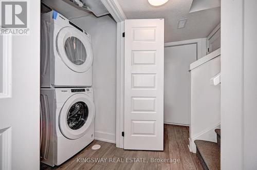 35 - 99 Roger Street, Waterloo, ON - Indoor Photo Showing Laundry Room