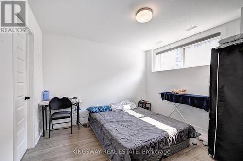 35 - 99 Roger Street, Waterloo, ON - Indoor Photo Showing Bedroom