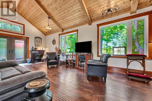 254 Western Avenue, Norfolk, ON - Indoor Photo Showing Living Room With Fireplace