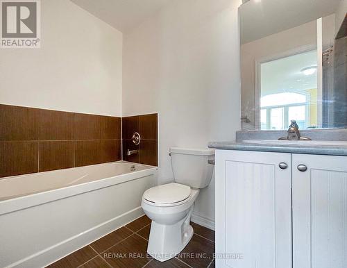 840 Cook Crescent, Shelburne, ON - Indoor Photo Showing Bathroom