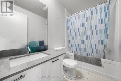 2211 - 20 Bruyeres Mews, Toronto (Niagara), ON - Indoor Photo Showing Bathroom