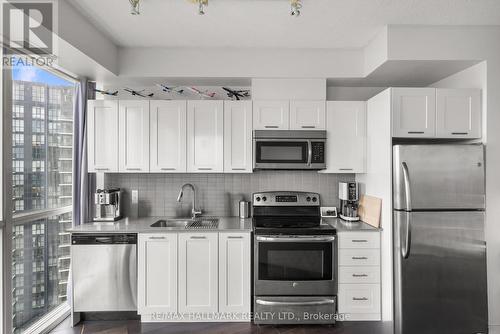 2211 - 20 Bruyeres Mews, Toronto, ON - Indoor Photo Showing Kitchen With Upgraded Kitchen