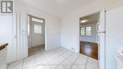 177 Maple Avenue, Richmond Hill, ON - Indoor Photo Showing Other Room