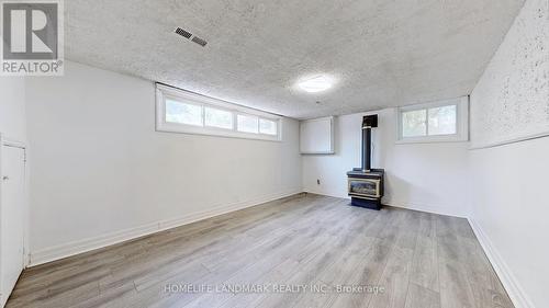 177 Maple Avenue, Richmond Hill, ON - Indoor