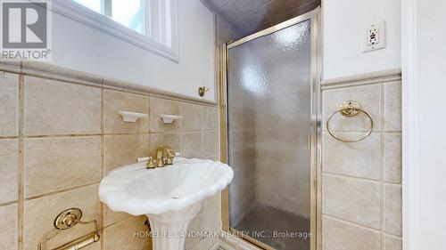 177 Maple Avenue, Richmond Hill, ON - Indoor Photo Showing Bathroom