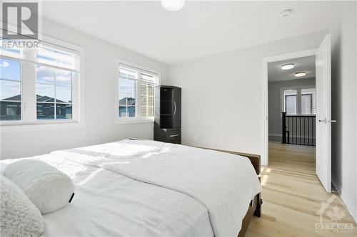 331 Finial Way, Ottawa, ON - Indoor Photo Showing Bedroom