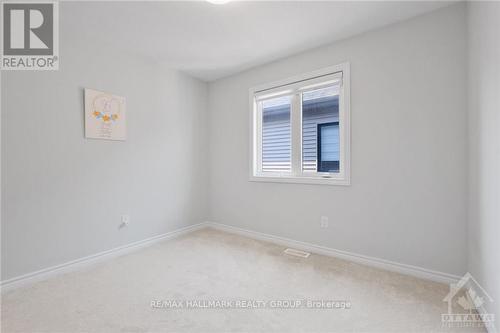 331 Finial Way, Ottawa, ON - Indoor Photo Showing Other Room