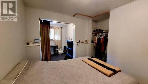 2010 Creek Street, Nelson, BC - Indoor Photo Showing Bedroom