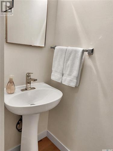 158 Whiteshore Crescent, Saskatoon, SK - Indoor Photo Showing Bathroom