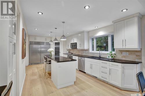 158 Whiteshore Crescent, Saskatoon, SK - Indoor Photo Showing Kitchen With Upgraded Kitchen