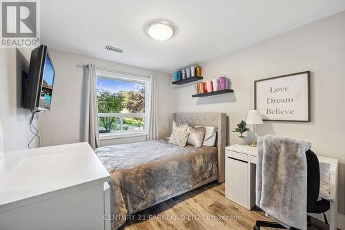 941 Wyldewood Drive, Oshawa, ON - Indoor Photo Showing Bedroom