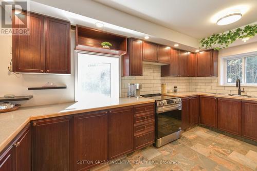 5450 Highway 11 S, Oro-Medonte, ON - Indoor Photo Showing Kitchen With Double Sink