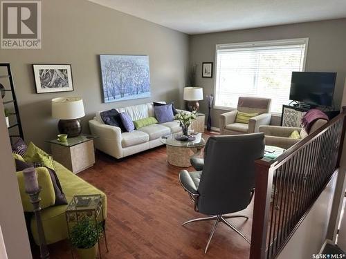 118 320 Heritage Crescent, Saskatoon, SK - Indoor Photo Showing Living Room