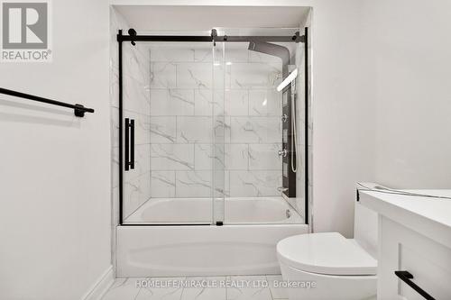 3642 Ellengale Drive, Mississauga (Erindale), ON - Indoor Photo Showing Bathroom