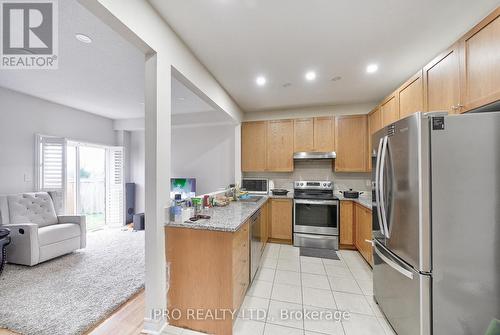 566 Bessborough Drive, Milton, ON - Indoor Photo Showing Kitchen