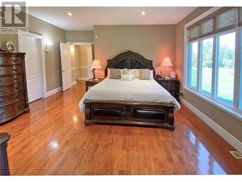 556 West Point Drive, Perth, ON - Indoor Photo Showing Bedroom