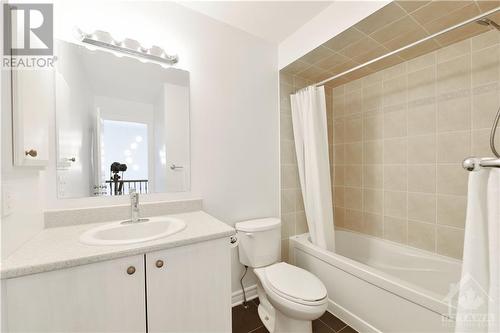 615 Remnor Avenue, Kanata, ON - Indoor Photo Showing Bathroom