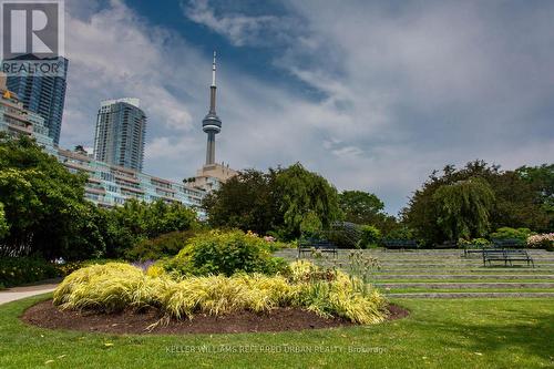 1022 - 550 Queens Quay W, Toronto (Waterfront Communities), ON - Outdoor With View