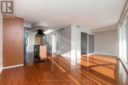 1022 - 550 Queens Quay W, Toronto (Waterfront Communities), ON - Indoor Photo Showing Other Room