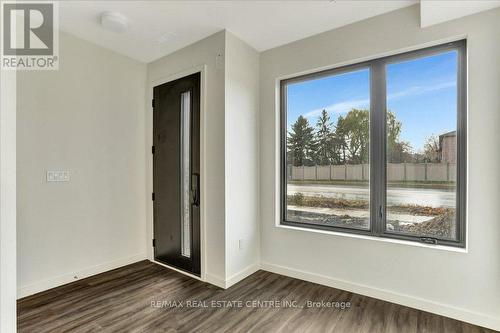 31 Rainwater Lane, Barrie, ON - Indoor Photo Showing Other Room