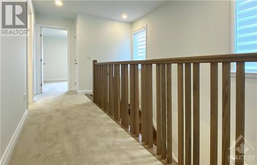 33 Kinver Private, Ottawa, ON - Indoor Photo Showing Other Room