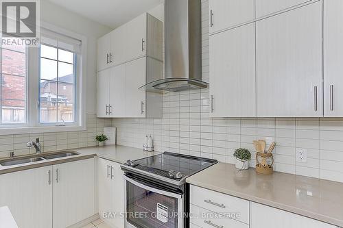 1 Frank Kelly Drive, East Gwillimbury, ON - Indoor Photo Showing Kitchen With Double Sink