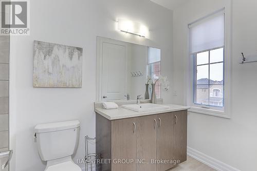 1 Frank Kelly Drive, East Gwillimbury, ON - Indoor Photo Showing Bathroom