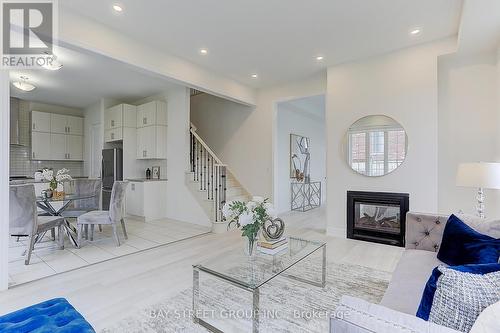 1 Frank Kelly Drive, East Gwillimbury, ON - Indoor Photo Showing Living Room With Fireplace