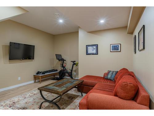 934 Redstone Drive, Rossland, BC - Indoor