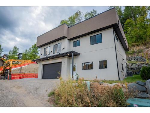 934 Redstone Drive, Rossland, BC - Outdoor