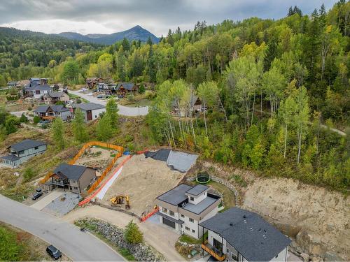 934 Redstone Drive, Rossland, BC - Outdoor With View