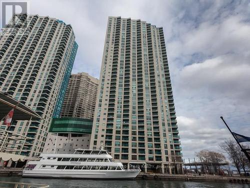 3008 - 77 Harbour Square, Toronto, ON - Outdoor With Facade