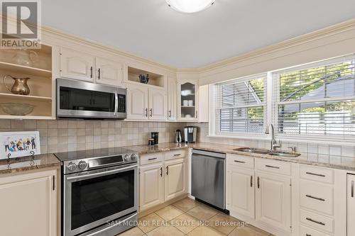 14 Lakeshore Road, Fort Erie, ON - Indoor Photo Showing Kitchen With Double Sink