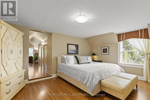 14 Lakeshore Road, Fort Erie, ON - Indoor Photo Showing Bedroom