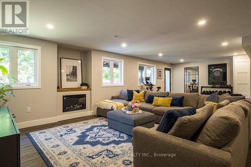 120 Peer Court, Hamilton (Meadowlands), ON - Indoor Photo Showing Living Room With Fireplace