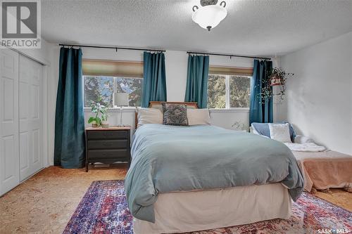 61 Malcolm Place, Saskatoon, SK - Indoor Photo Showing Bedroom