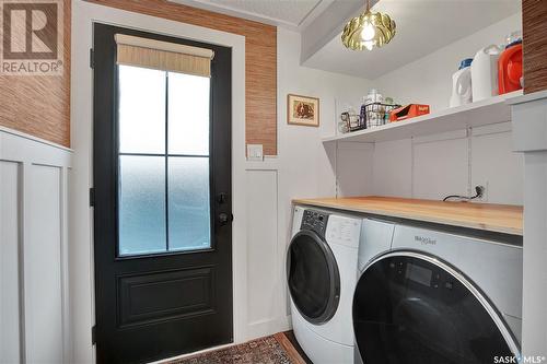 61 Malcolm Place, Saskatoon, SK - Indoor Photo Showing Laundry Room