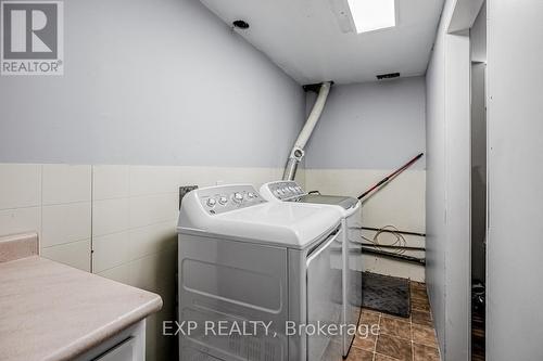 11 Goldsboro Road, Cambridge, ON - Indoor Photo Showing Laundry Room