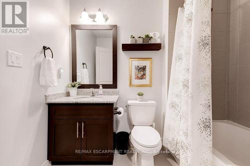 171 Westbank Trail, Hamilton (Stoney Creek Mountain), ON - Indoor Photo Showing Bathroom