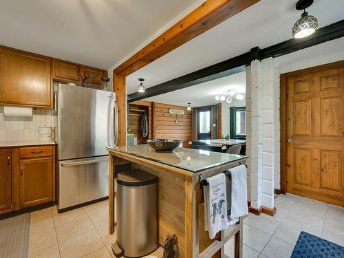 Kitchen - 5 Mtée Du Refuge, Sainte-Marguerite-Du-Lac-Masson, QC - Indoor Photo Showing Kitchen