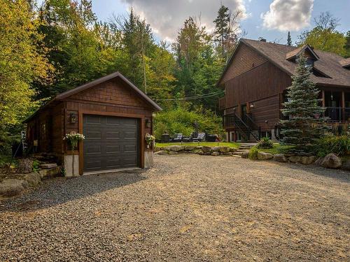 Garage - 5 Mtée Du Refuge, Sainte-Marguerite-Du-Lac-Masson, QC - Outdoor