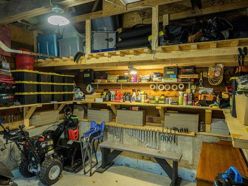 Garage - 5 Mtée Du Refuge, Sainte-Marguerite-Du-Lac-Masson, QC - Indoor Photo Showing Other Room