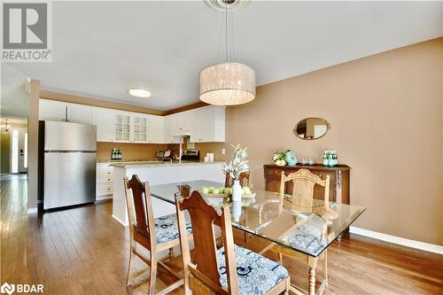 Open concept country size kitchen! - 165 Cheltenham Road, Barrie, ON - Indoor