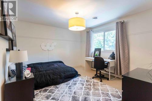 2150 Elmhurst Avenue, Oakville, ON - Indoor Photo Showing Bedroom