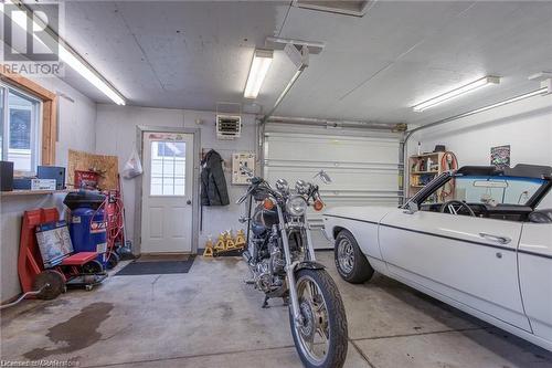 5 Shea Crescent, Kitchener, ON - Indoor Photo Showing Garage