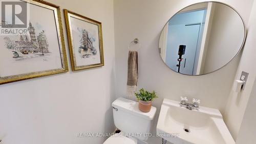 1580 Aldersbrook Road, London, ON - Indoor Photo Showing Bathroom