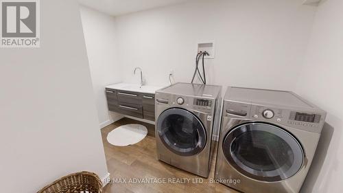 1580 Aldersbrook Road, London, ON - Indoor Photo Showing Laundry Room