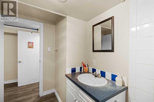 Basement Bathroom - 1468 Renfrew Drive Ne, Calgary, AB - Indoor Photo Showing Bathroom